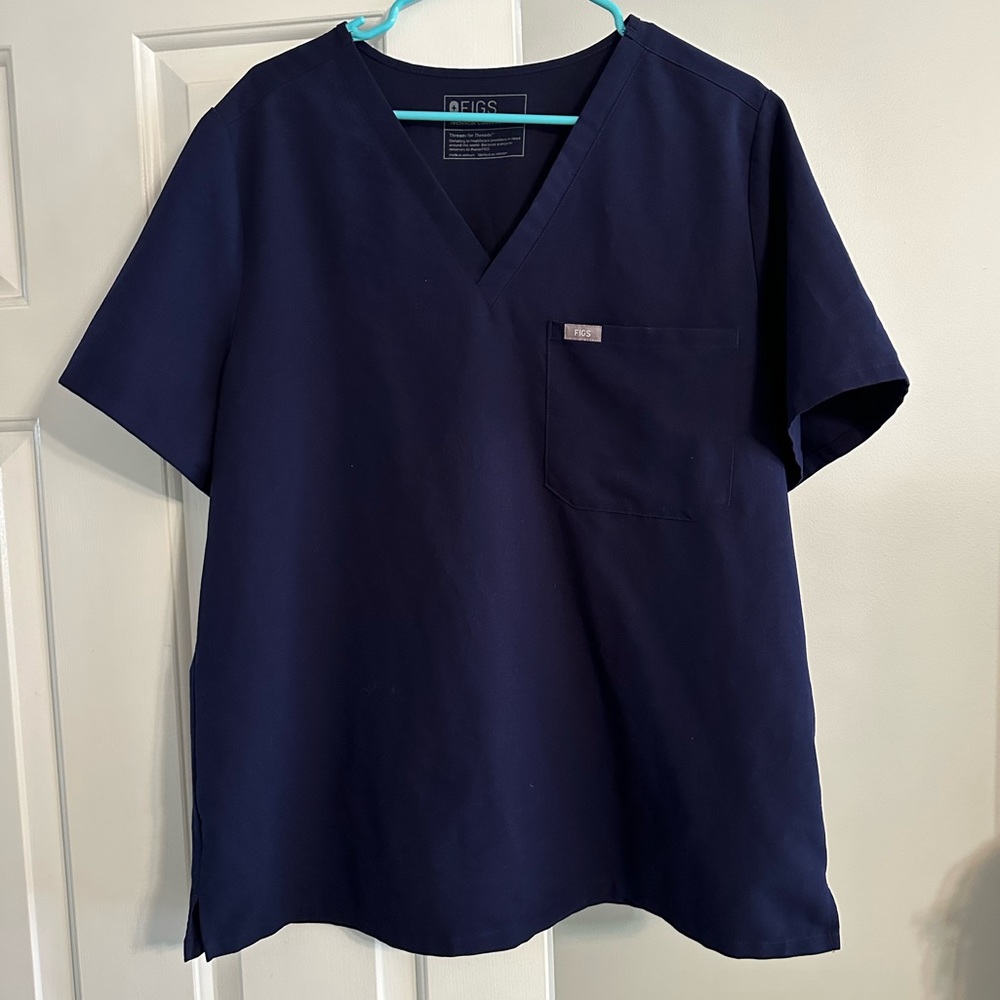 Figs Scrub Top